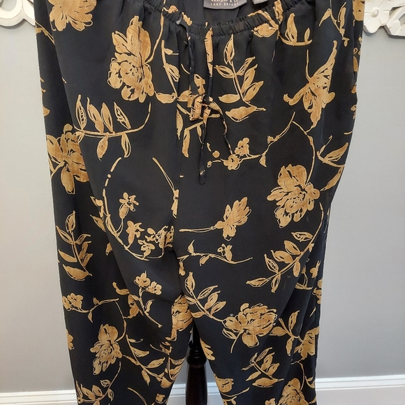 Lane Bryant Floral Drawstring Pants Size 18/20 - Picture 3 of 3